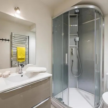 Edelweiss Skiopieds - Centre Station